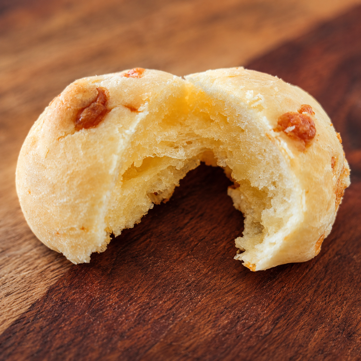 Brazilian Cheese Bread – Frozen Pão de Queijo - Pack of 10 units